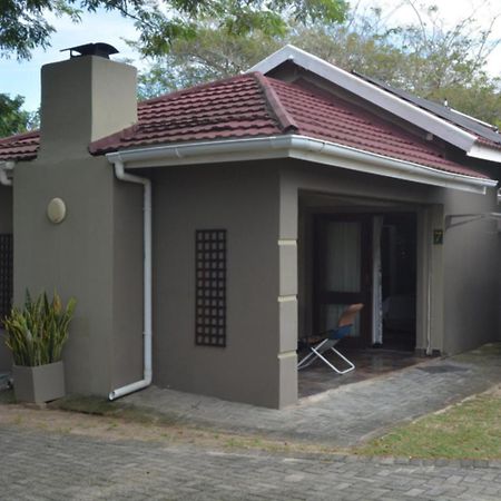 Dumehlezi Self Catering Villa Sodwana Bay Bagian luar foto