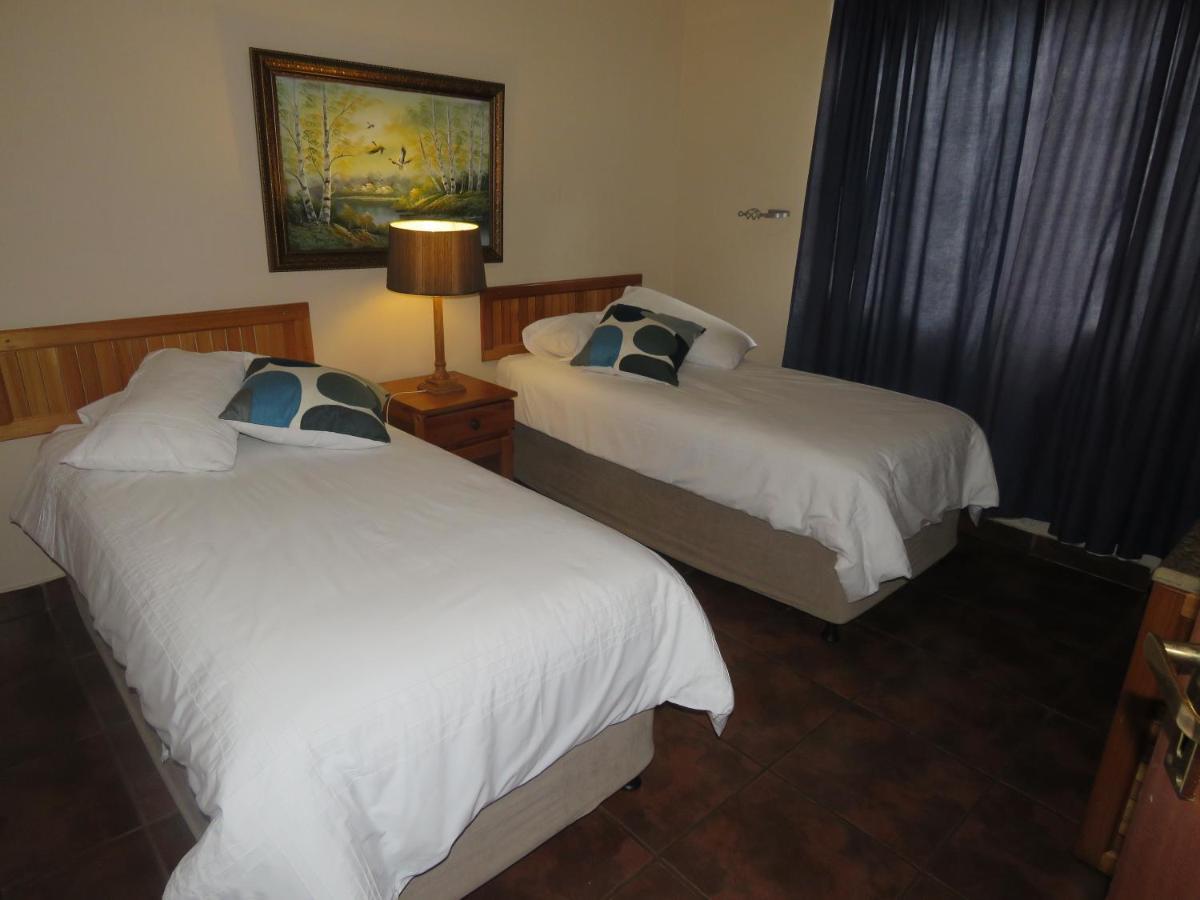 Dumehlezi Self Catering Villa Sodwana Bay Bagian luar foto